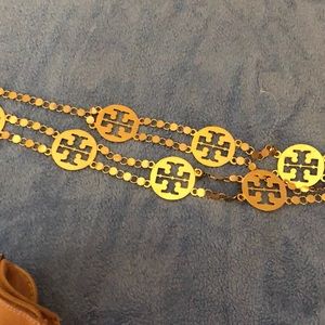 Tori Buch gold chain belt